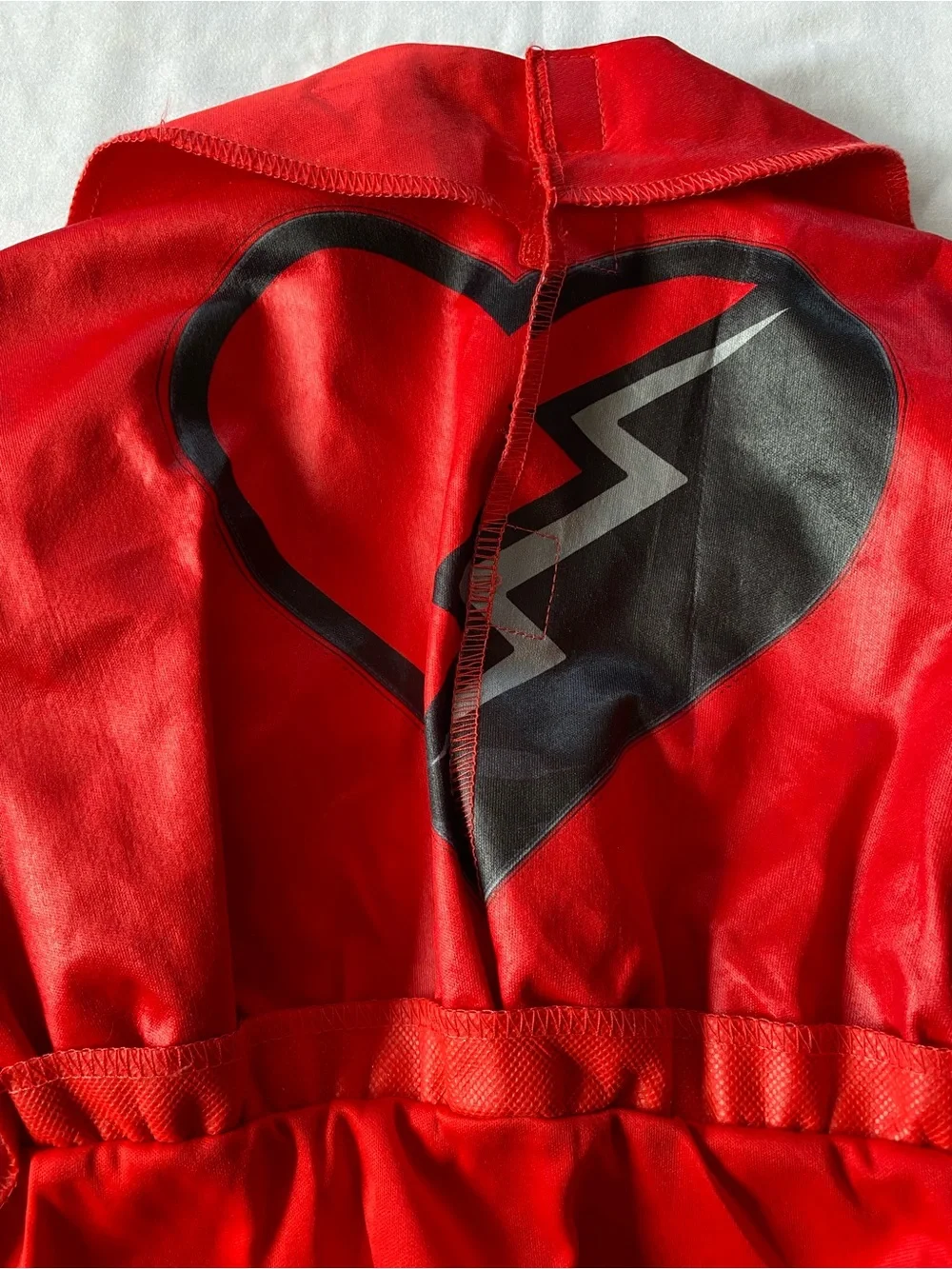 NWOT Descendants Rise of Red Jacket Halloween Costume Size Kids Medium 7/8